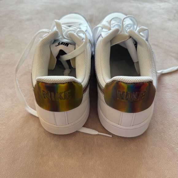 Nike Men’s Court Vision Lo Premium•Rainbow-Pure Platinum•mismatch size 10.5/11.5 - Picture 4 of 13